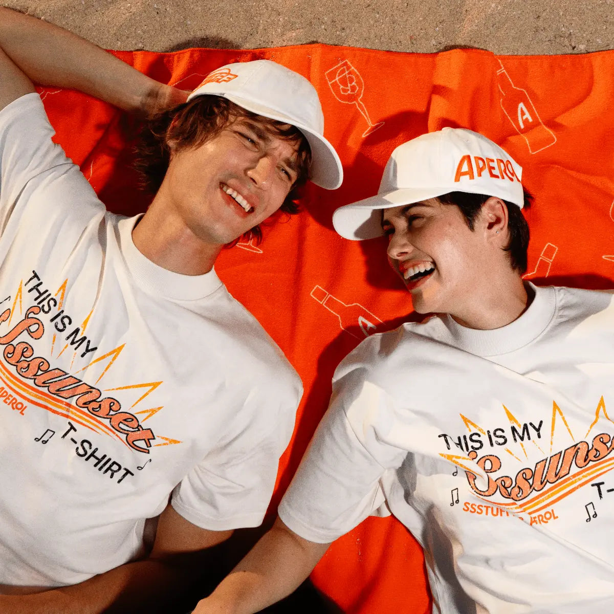 トップス PROFESSIONAL S/S T-SHIRT (WHITE x ORANGE Ssstufff x Aperol UV Reactive Tee – Official Limited Edition