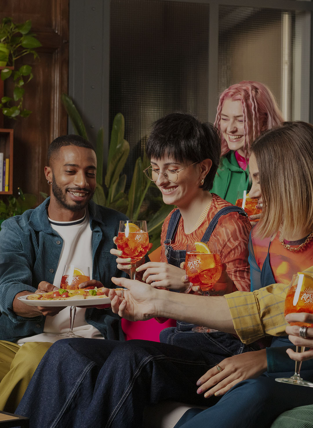 APEROL SHARING WITH FRIENDS BANNER